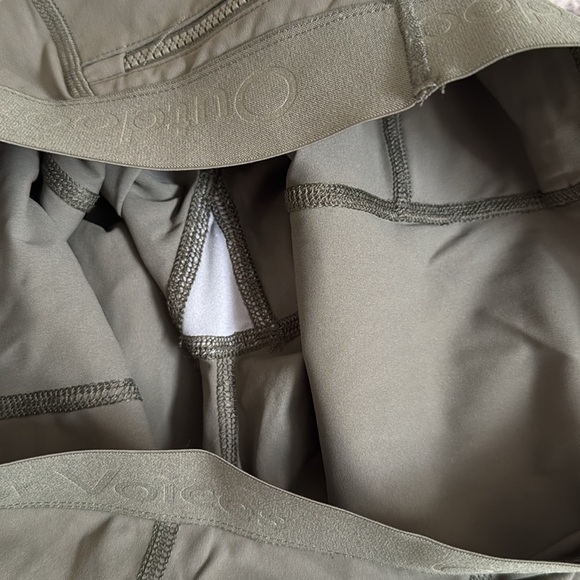 Outdoor Voices Olive Green Leggings - Picture 5 of 9